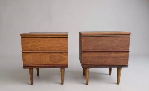 Pair of Refinished 1960s Mid-Century Modern Walnut Nightstands