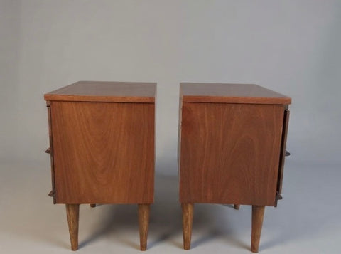 Pair of Refinished 1960s Mid-Century Modern Walnut Nightstands
