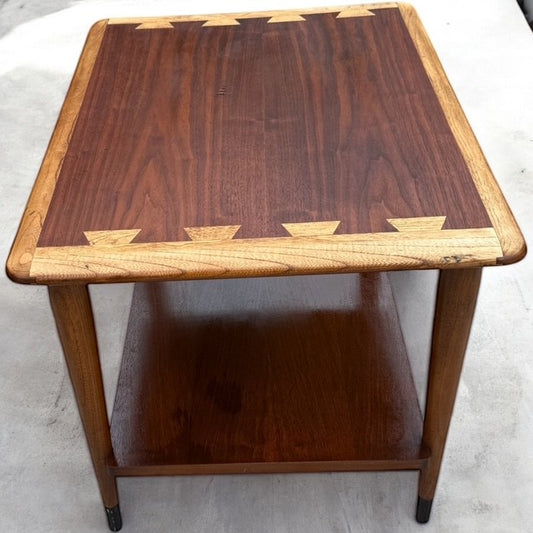 1965 Lane Acclaim End Table – Mid-Century Modern Walnut